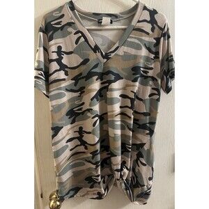 Women's Heimish Camo Top Tie Front Size Medium Loose Fit